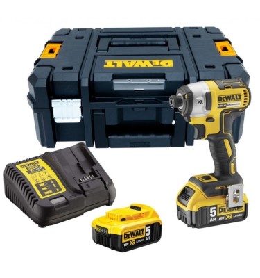 3 Biegowa zakrętarka udarowa XR 18V 2aku. DeWalt